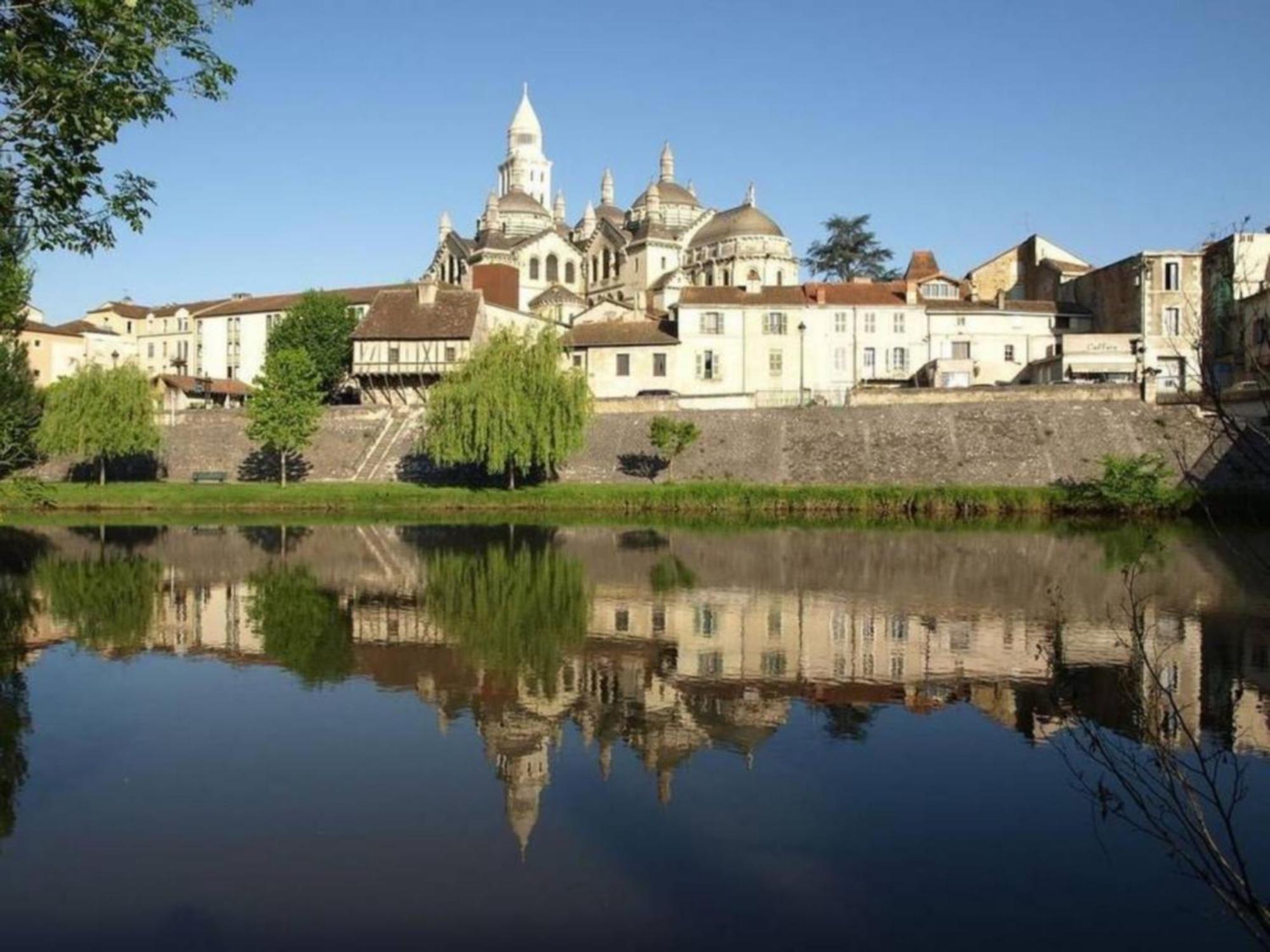Appartement En Centre Ville Historique Périgueux Extérieur photo
